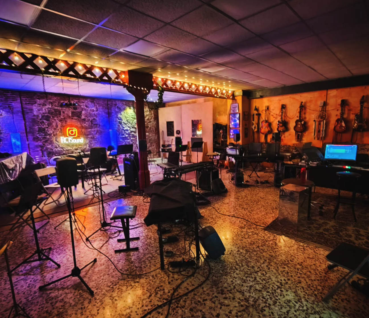 HERE COMES THE SOUND Barcelona STUDIO